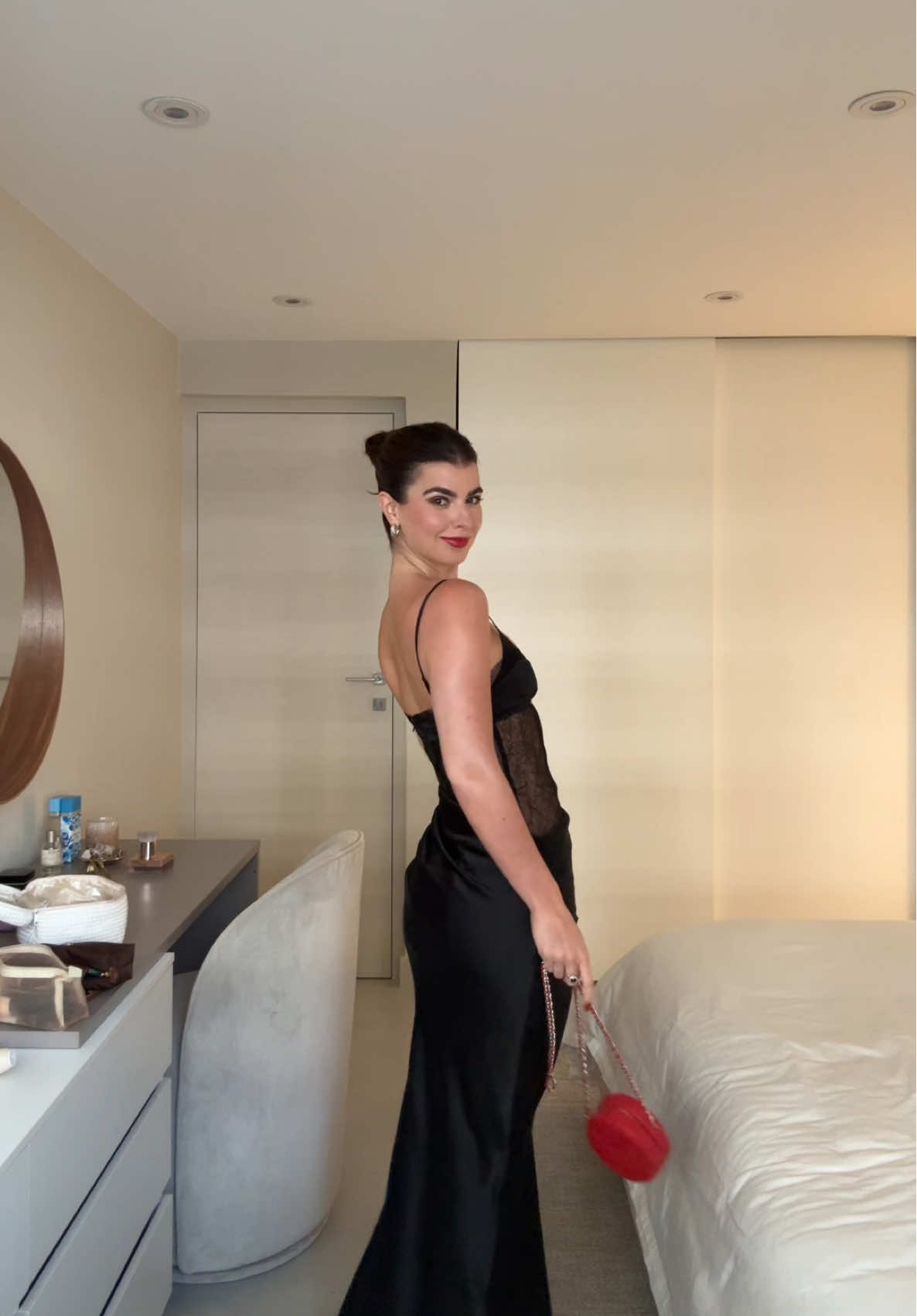 Le Défilé 2025 @L’Oréal Paris watch party 🤍 we're ready!!!!