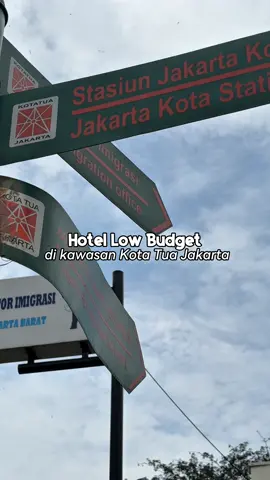 save video ini‼️ hotel low budget di Kawasan Kota Tua Jakarta, pakai kode promo YUKNGINEP ada potongan harga loh🤩  yuk staycation sekarang!  #redtravelers #bukasemuapintu #reddoorz #urbanviewbyreddoorz 