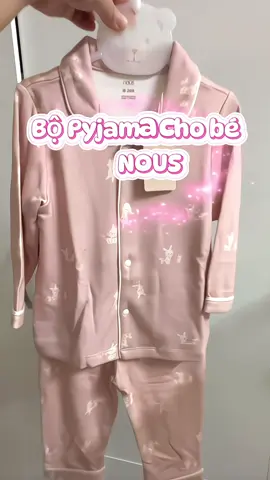 ✨ Bộ pyjama Nous mềm mịn cho bé yêu ✨ Màu hồng pastel xinh xắn, họa tiết thỏ dễ thương 🐇 #DoNguChoBe #PyjamaBaby #DoNguXinh #NousVietnam #MeBimSua 