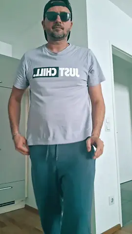 Oder so 😁🤭🙋🏻‍♂️😎 #spassmusssein #musikanweltaus #filter #musik 