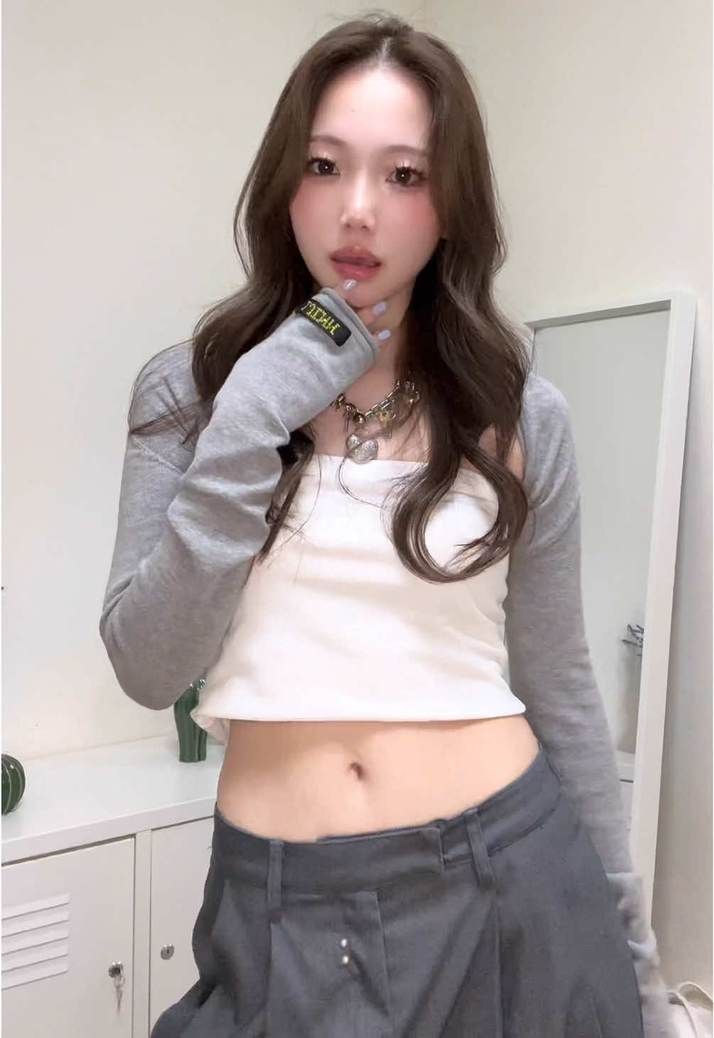 ・ 久しぶりに✊🏻 #美容師 #美容師コーデ #レイヤーカット #ザクザクレイヤー #透明感カラー 