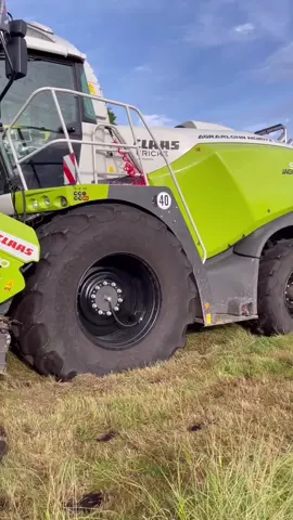 🤙🏻🤙🏻😈 #claas #agriculture #fendt #fy #agrarlohnmüritz 