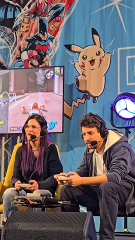 @LuttiLutti  aux geeklife incroyable le show de 2h  #geeklife #gaming #mariokart #jeuxvideo #lutti 