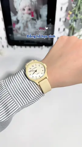 Eh em xinh mà hạt dẻ nữa í ✨ #dongho #donghothoitrang #donghohocsinh #xuhuong #viral  @Mee Unbox Nè  @Mee Unbox Nè  @Mee Unbox Nè 