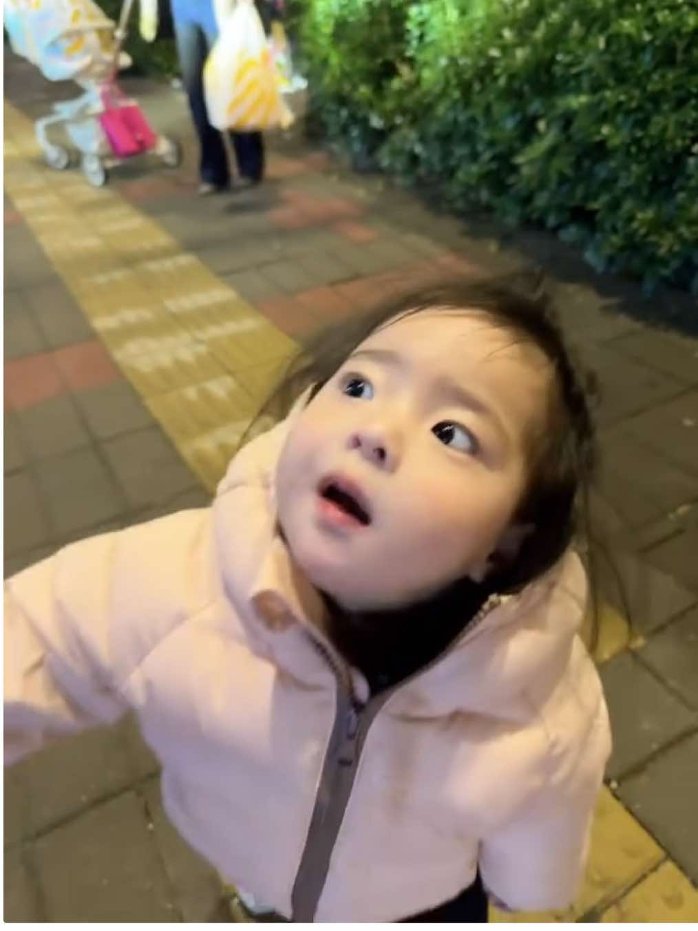#baby #becung #beyeu #dangyeu #trecon #embe #viral #em_bé #bé_cưng #bé_đáng_yêu #bé_hài_hước #bé_cute #bé_cười  #bé_ yêu #bé_nhà_ai_mà_dễ_thương_vậy #bé_hay #bé_tren