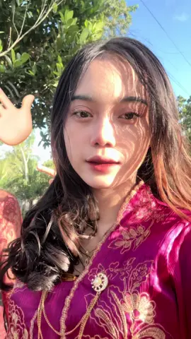 @Hi,ini Ina @user40689183451 @Denaa aneh solah laguk iyeh syaangk🥰❤️ #foryou #fyp #lagusasak #lombokvirall🌴🌴 #lomboktiktok_fyp 