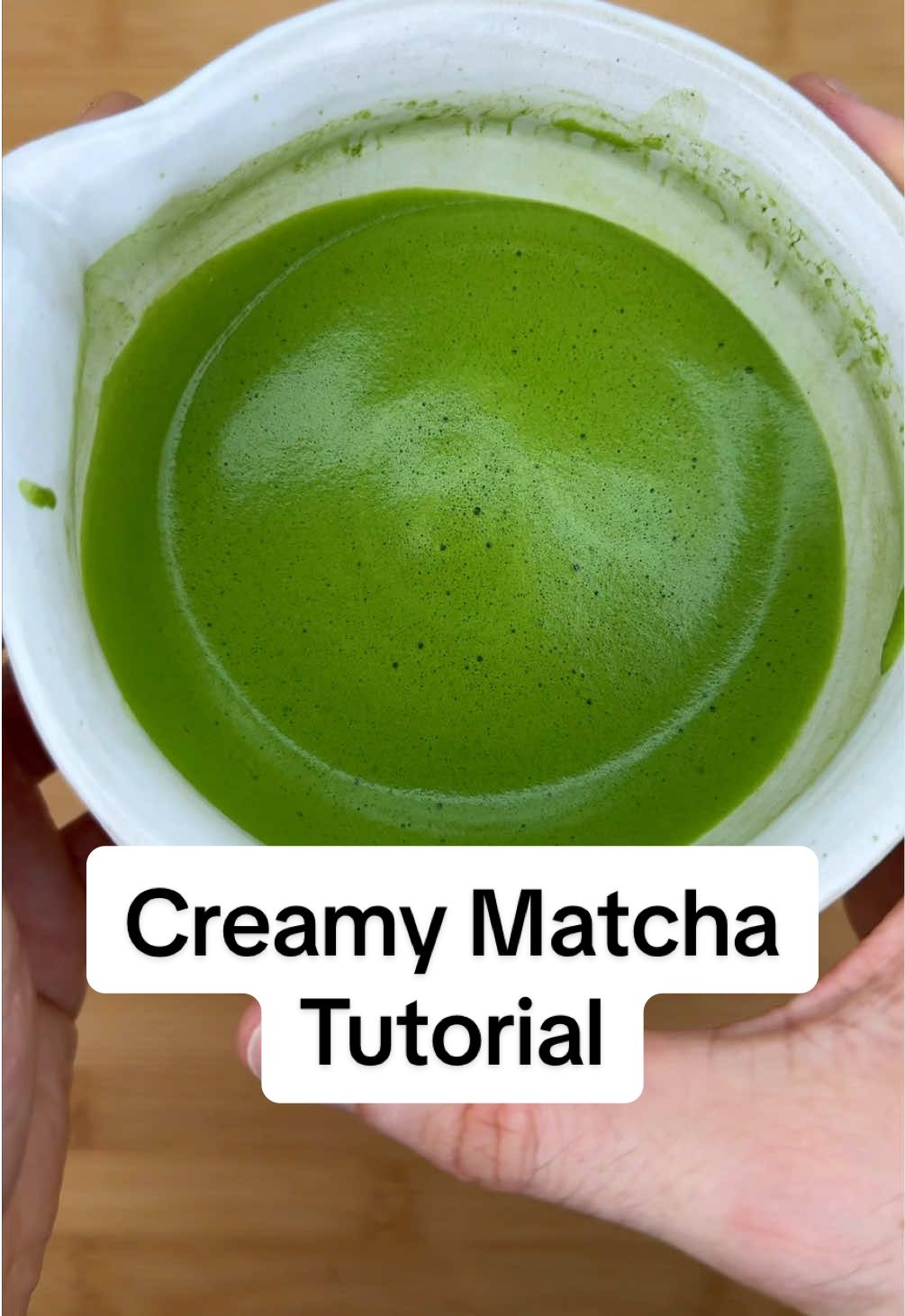 Ich zeige dir meine Tricks für einen cremigen Matcha #matcha #creamy #bouncy #matchalover #matchalatte 