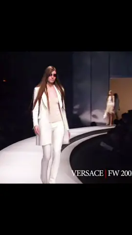 @Britney Manson who did u think u are #russia #natashapoly #vladaroslyakova #nataliavodianova #eugeniavolodina #slavicdoll #model #Runway #catwalk #fashion #fyp #foryou #foryoupage #viral #famous 