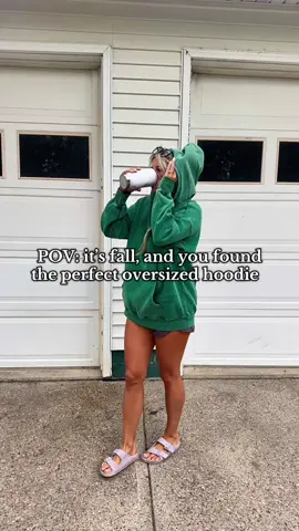 #hoodie #oversizedhoodie #unisexhoodie #falldealsforyou #fallfashion @AUTOMET 
