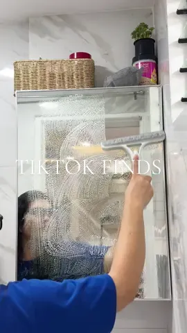 Mas pinadali! Mas pinalinis! #glasscleaner #CleanTok  #housecleaning  #tiktokfinds 