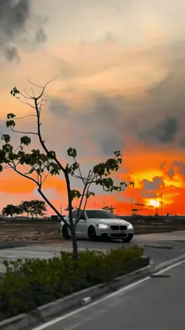 නෑ හිනා වින්ද කාලයක් හිතට,ඈ නමින් මියැදුනා.🤍🫶 #ashmaljh #kv0306 #bmwsrilanka #bmw520dsrilanka #creatorsearchinsights 