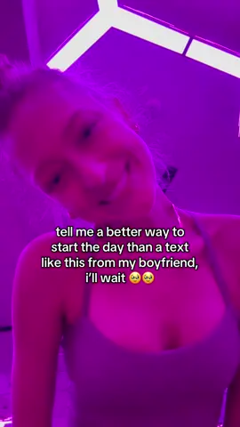 Waiting here 🧘 #couplewidget #longdistance #fyp #couplerelationship 