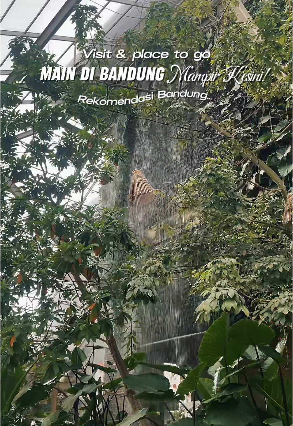 Kalo ke Bandung biasanya kalian main ke mana & nginep nya dimaa guys? spill yaa 😁 #goacademyhotelsep #redtravelers #reddoorz #jelajahbandung #hotelbandung #parisvanjava #sunfest #pvj 