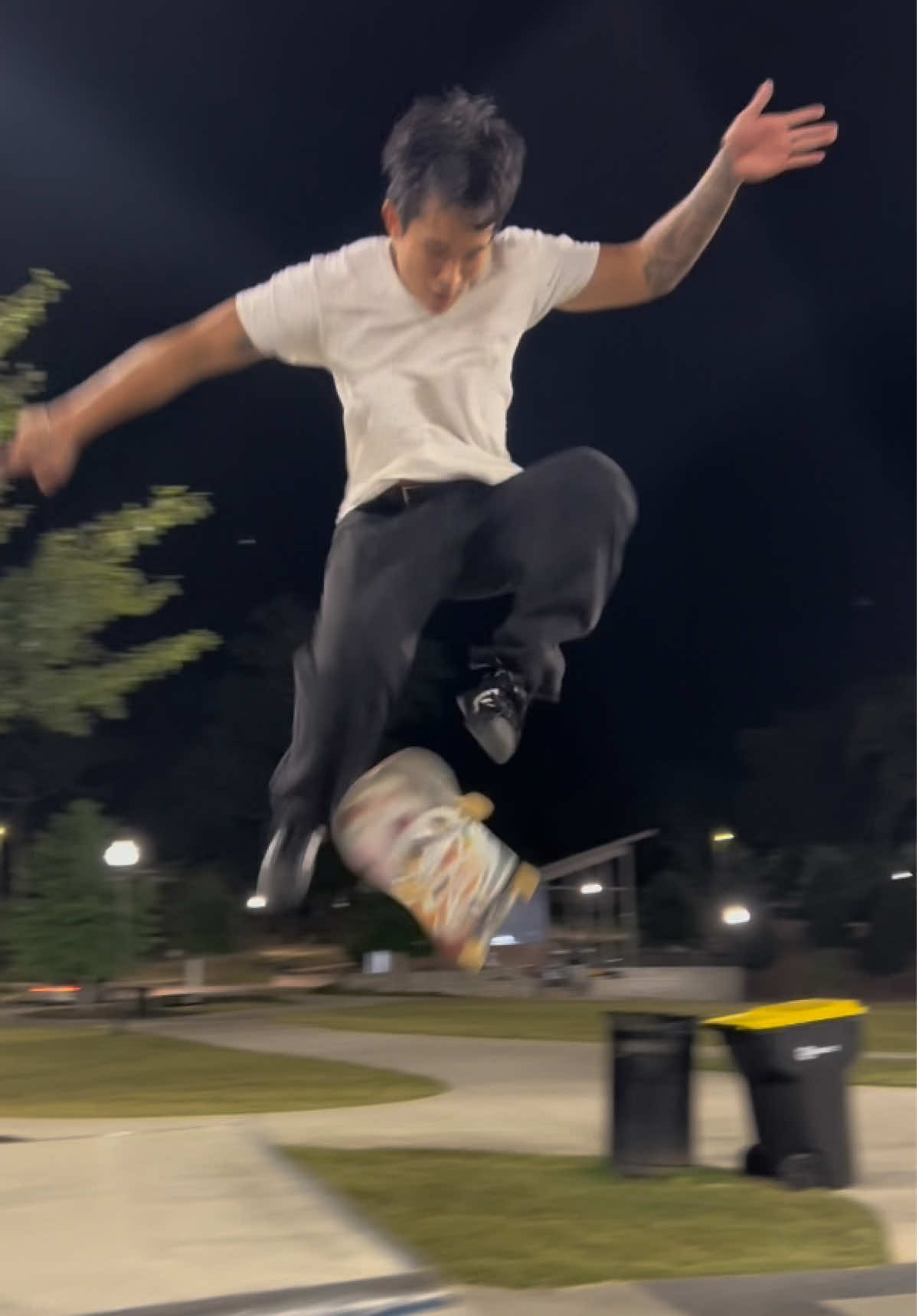 I’m slightly back 🧍🏻‍♂️ 🎥: @Cobe Harmer 