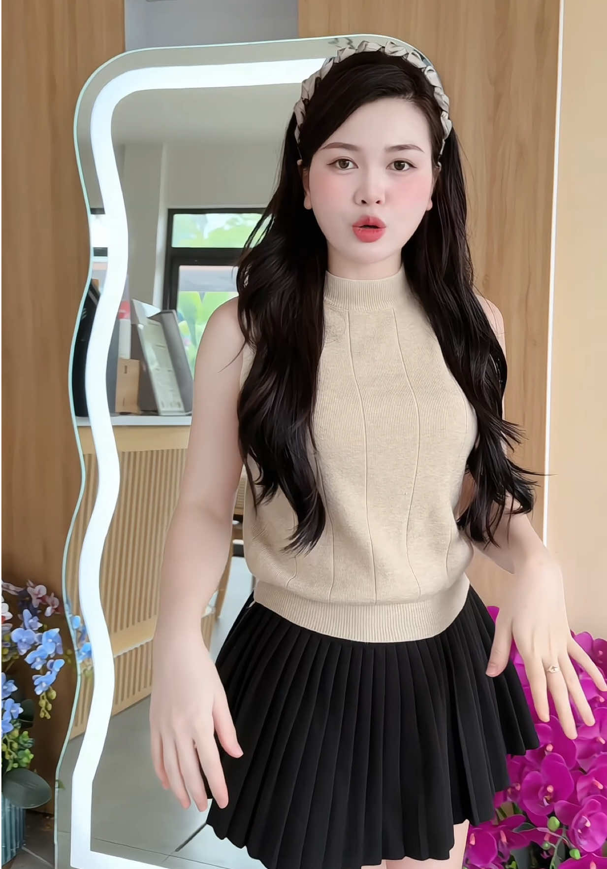 Đơn giản thế thôi mà lên đồ xinh phết #aothun #aococtay #tiktok #thoitrangnu #sansale 