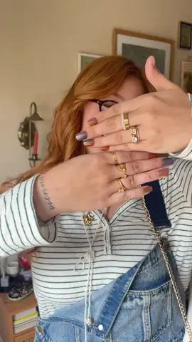 This song is so fall coded what can I say 🤭☀️🫶🏼 • • #maximalist #fyp #fashion #jewelry #artsy