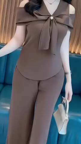 🤎🌻#fyp #เสื้อผ้าผู้หญิง #คลาสแฟชั่น #ชุดเซ็ทสวยๆ #ไอเดียแต่งตัว 