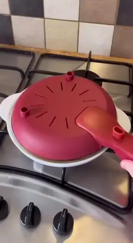 Panquequeira Elétrica 220v panqueca rapida, pratica, fazer panqueca facil, omeleteira, crepeira. ✅Link nos comentários👇🏽 . . . . #cozinha #casa #meuape #mamaes #familia 