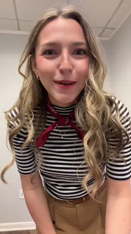 Thank you @Lauren Owens ✨ for the outfit inspo! This is fun and takes part of the stress of picking an outfit out away in the morning 😊 #OOTD #outfitformula 