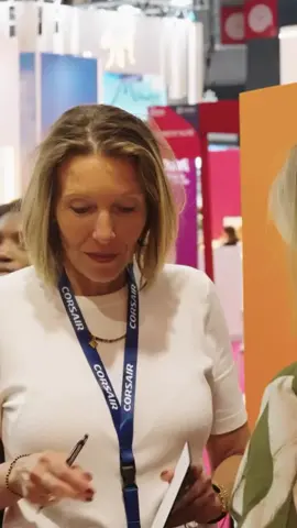 Moments de profonde gratitude au Salon International du tourisme Paris 2025, avec le Trône de Behanzin