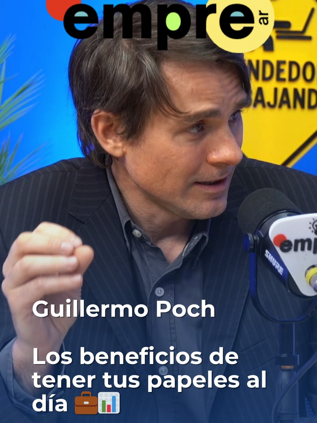🇦🇷✨ Emprender en Argentina hoy ✨🇦🇷 Guillermo Poch lo dice claro: 💬 “Hoy tenés más facilidades que antes para hacer un negocio y que Argentina no haga foco en eso me parece un tema a resolver.” Porque tener los papeles al día no solo te ordena, también te abre puertas para aprovechar oportunidades que antes parecían imposibles. 🚀 Un llamado a pensar distinto: si querés crecer, estar en regla puede ser tu mejor aliado. #Emprear #Pymes #Emprendedores #Argentina #Negocios #PapelesAlDia