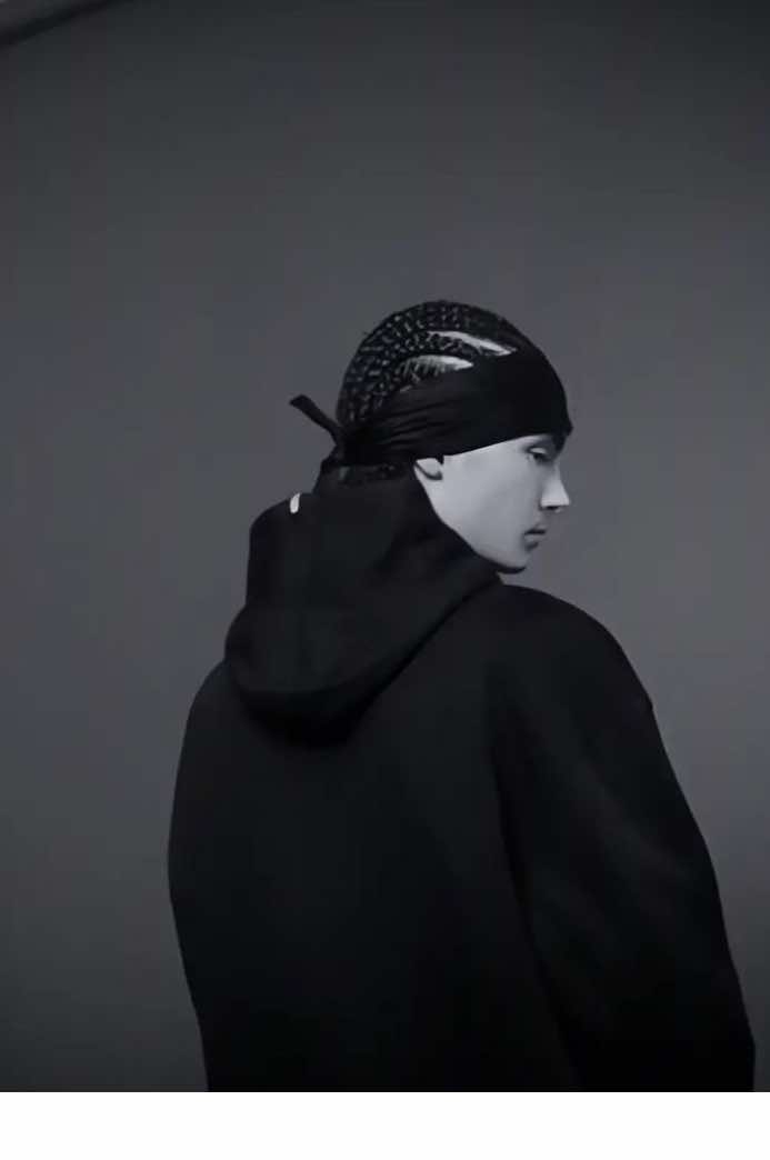 #TOMKAULITZ -, mi hermana m dijo q hiciera uno d Tom, okay 😁🥺 | #parati #fyyyp #tokiohotel #tomkaulitz 