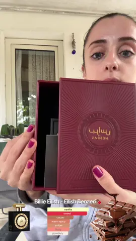 bugün bu parfümü üç kere sıktım 🥹🥲🤭 o kadar beğendim ki yaa. İlk başta sevmemiştim açıkçası eilish’” ilk kokladığımda ama zamanla çok alıştım bu da neredeyse aynısı ve çok güzel kışlık bir parfüm çok gourmand gelmedi bana asla baymıyo🙂‍↔️ *reklam @Lattafa Perfumes #lattafaparfümleri #lattafanebras #arapparfümleri #arabperfume #nebras 