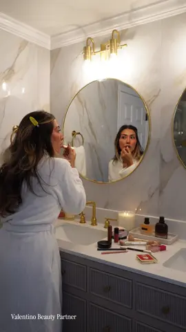 Make @Valentino.Beauty Born in Roma Coral Fantasy your new fall signature scent 🍂  #valentinobeautypartner #valentinobeauty #borninroma #fragrance #Ad 