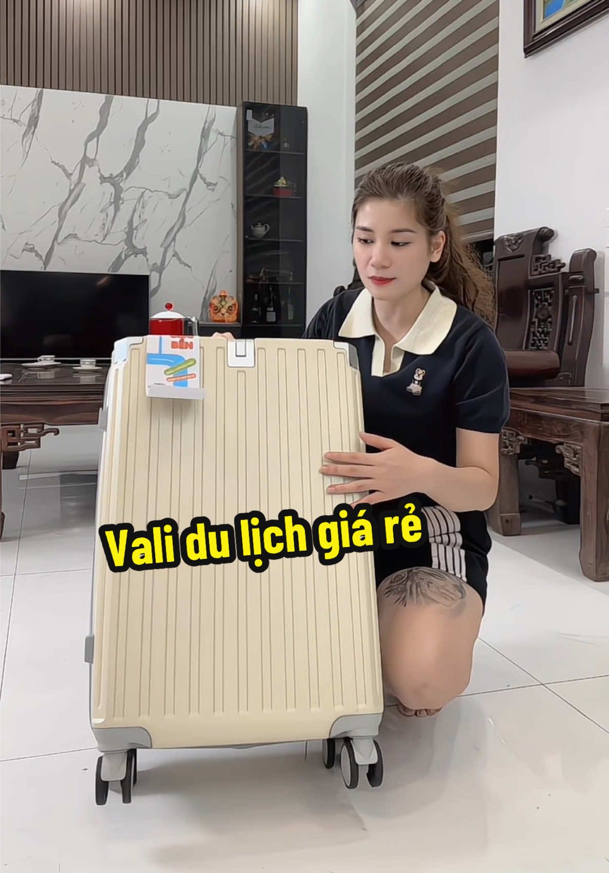 Vali du lịch giá rẻ hàng Việt Nam chất lượng cao #vali #validulich #valigiare #viral 