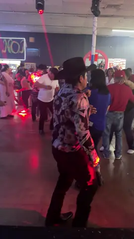 Bailes #LIVEIncentiveProgram #LIVEwithlowfollowers #PaidPartnership 