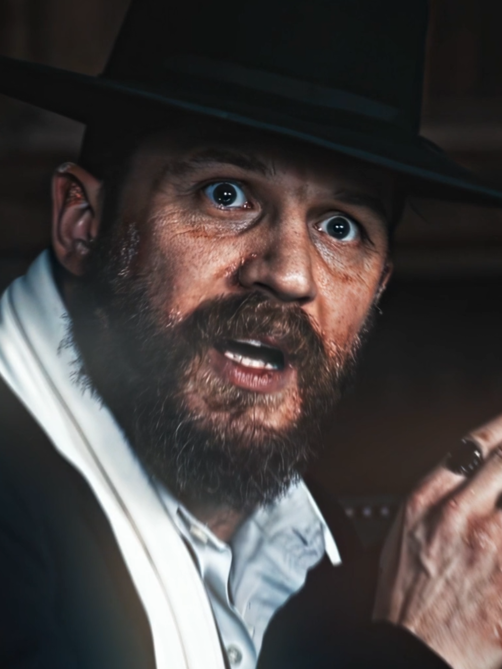 He Was So Scared of Alfie | Alfie Solomons - 4K Edit | Montagem Tomada (Slowred) #alfiesolomons #tomhardy #peakyblinders #aftereffects #aftereffects 