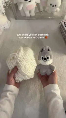 new crochet outfit for wolfchan! 🩶🐺 #straykids#wolfchan#skzoo#bangchan 