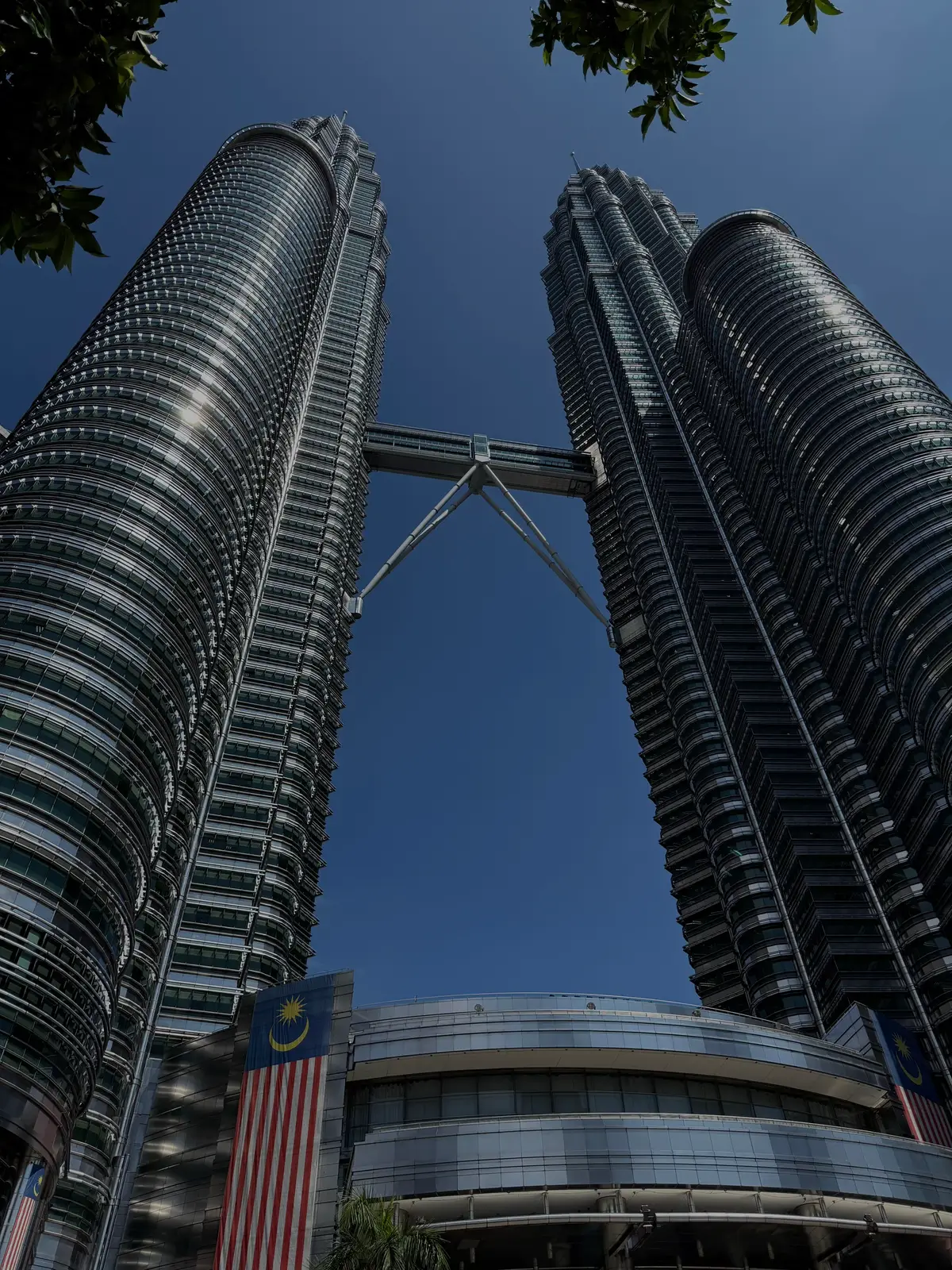 best cities in southeast asia.💕🇲🇾 #malaysia #kualalumpur #fyp #travel #trending 