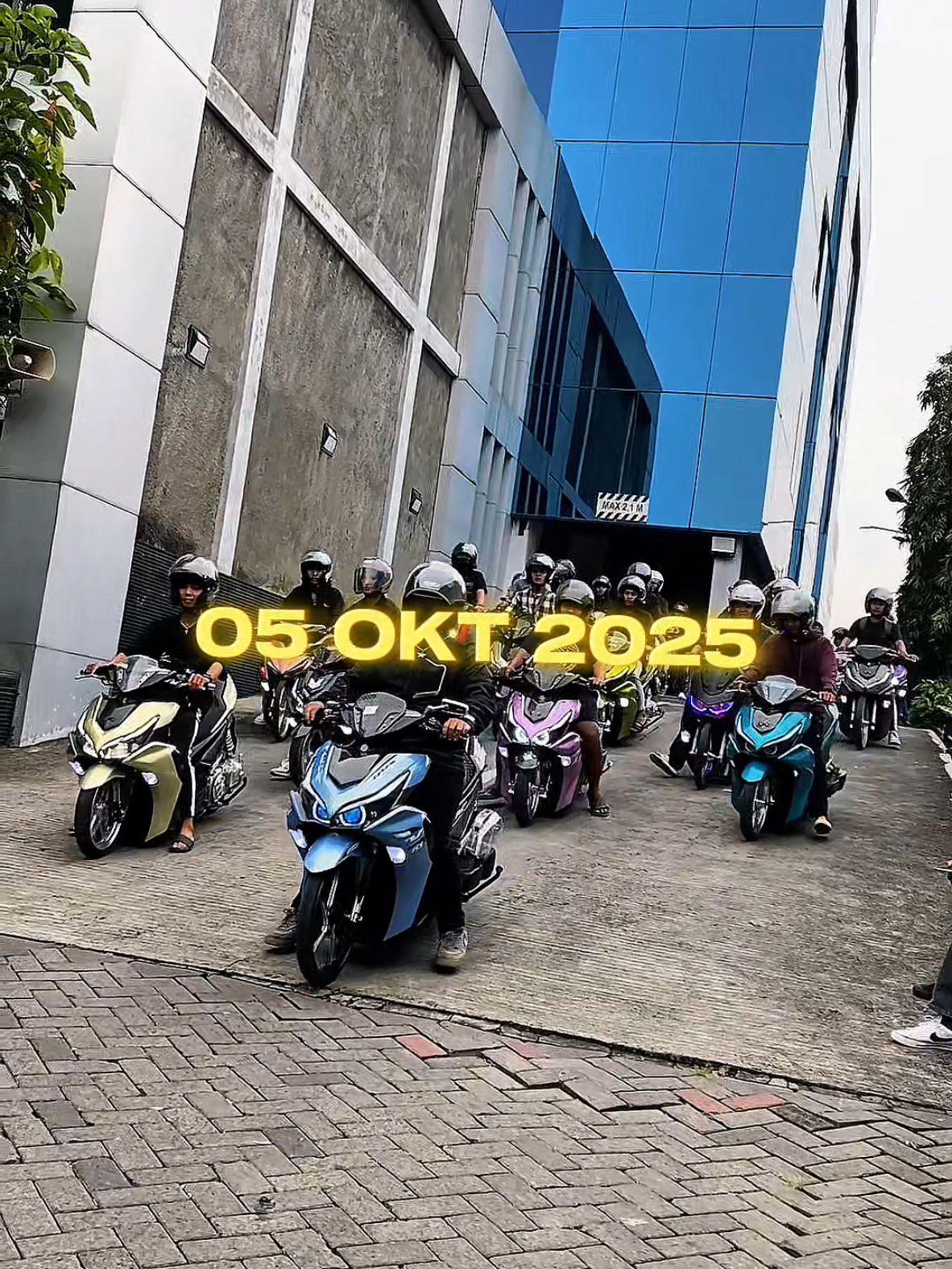 Are you ready to Sunmori KFC A.yani Surabaya vol 15🔥🔥🔥 #sunmory #kfc #ayani #surabaya #fyp 