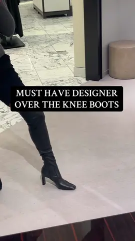 Gotta love Toteme ! #designerboots #designerheels #comfortableboots #luxuryfashion #luxury #boots #fallfashion 