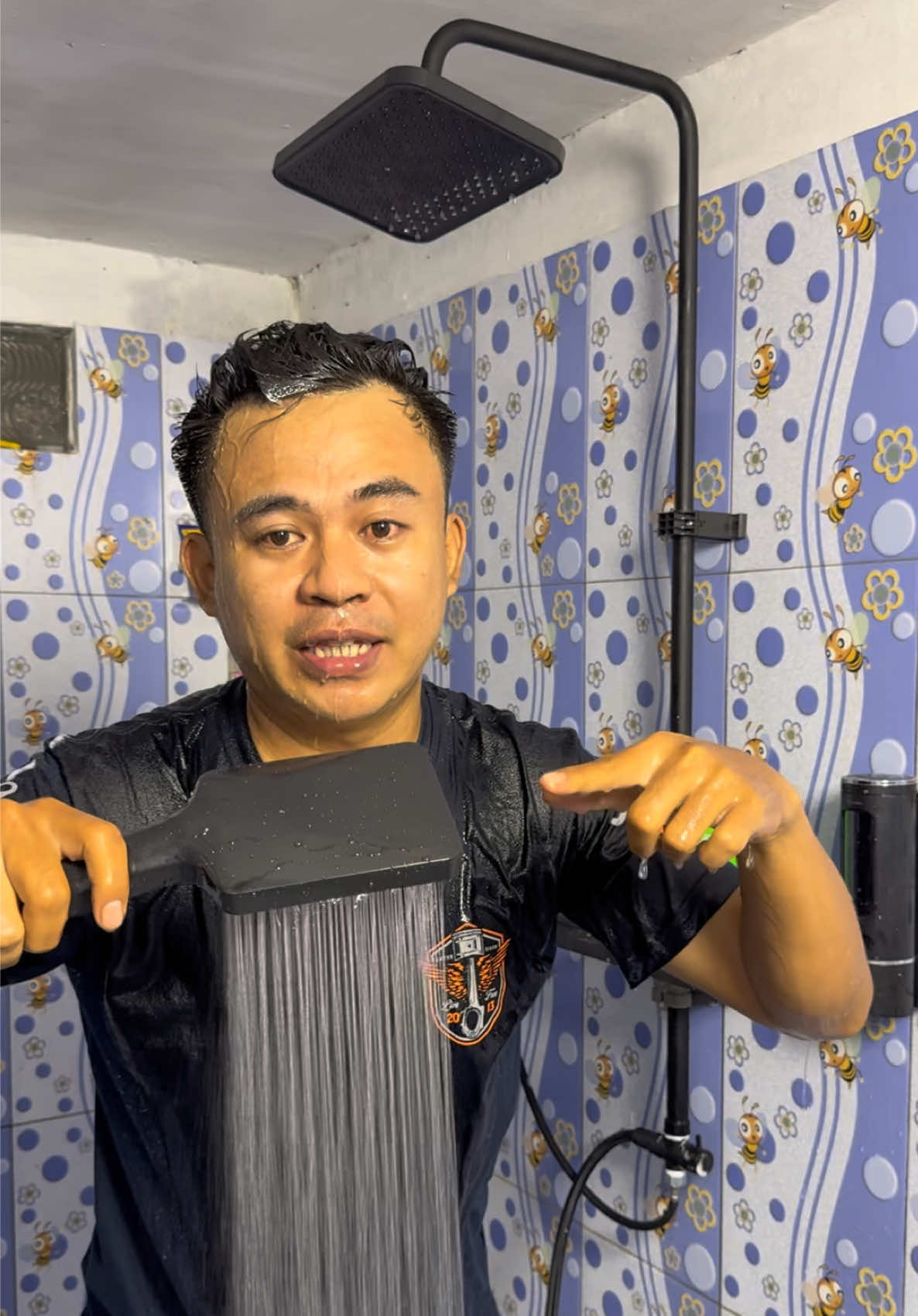 shower kamar mandi 1 set tinggal pasang kalau mau seperti yang di vt ambil yang Set 2 #showermurah #showerkamarmandi #kamarmandiaesthetic #showermandi #kamarmandiminimalis 