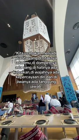 Definisi cantik yang sesungguhnya tidak selalu tentang kecantikan fisik#saudiarabia🇸🇦 #xybca #fyppppppppppppppppppppppp 
