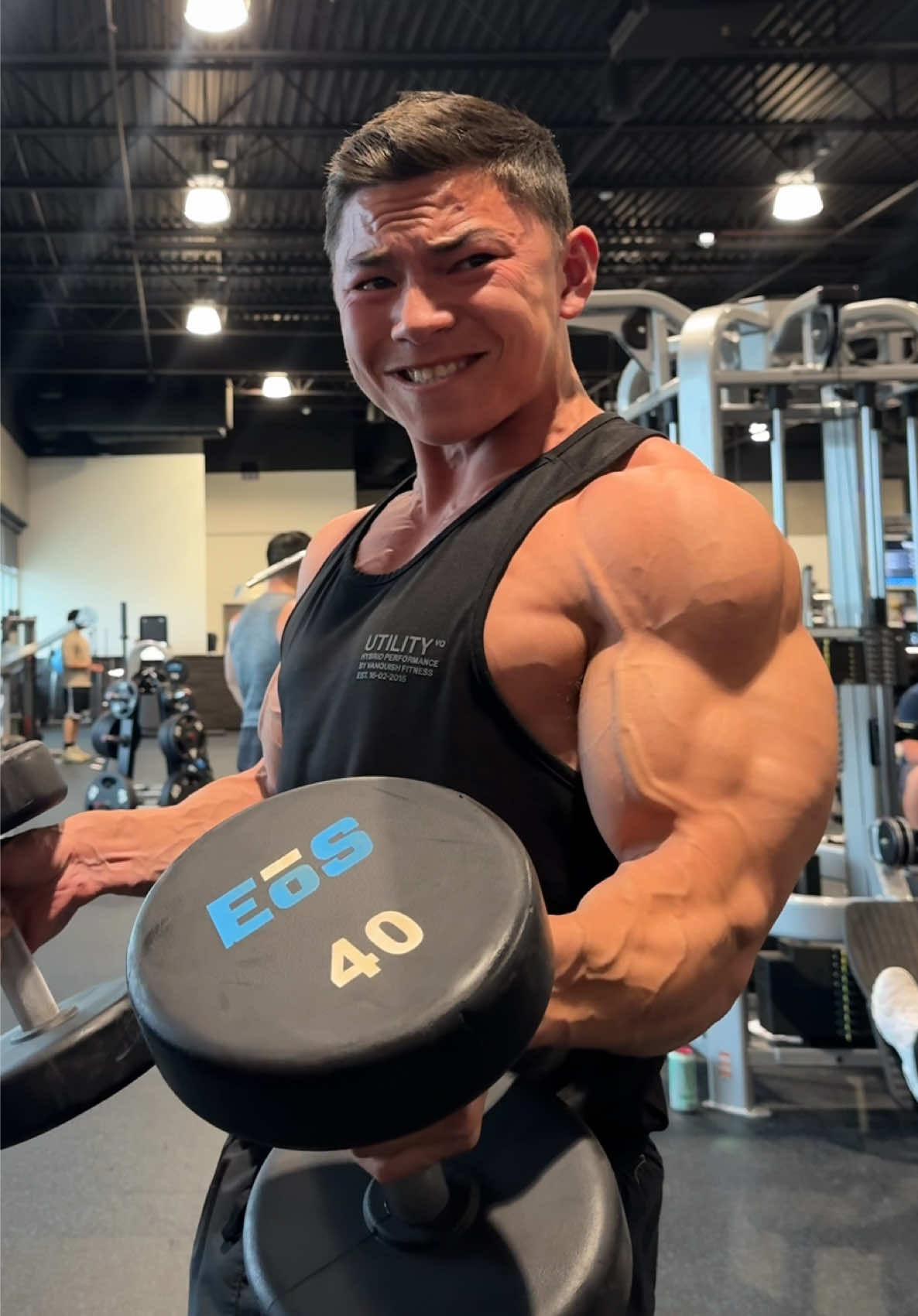 Hammer curl enthusiast (under construction) 🔨 @NOCCO USA charging me up ⚡️