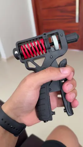 💪 Hand Grip até 165kg – potência máxima! 🔥 Ajustável, serve pra iniciantes e avançados 👌 Fortalece mãos, punhos e antebraços em qualquer lugar 🛍️ Link de compra na sacolinha abaixo do vídeo 👇 #fortalecimento #treinoemcasa #fitnessbrasil                #handgrip #handgriptraining