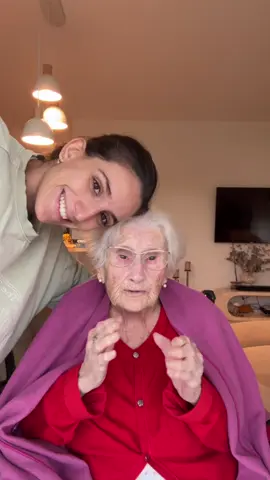 Mamie a un mot à vous dire…❤️‍🩹🥹 #grandma #fernande 