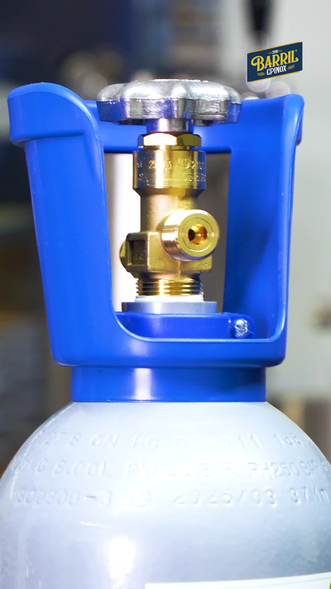 Com a Barril GP Inox, sua cervejaria tem acesso a todas as soluções de armazenamento e distribuição que precisa. Barris Slim, Euro e cilindros de CO₂ combinam durabilidade, vedação eficiente e padrão internacional Penglai Jinfu, garantindo eficiência e segurança do início ao fim da produção. Entre em contato e solicite nosso catálogo completo! 🌐 barrilgpinox.com.br 📲 (43) 9 9945-8308 ☎ (43) 3324-4110 📩 contato@barrilgpinox.com.br #gpbarril #penglaijinfu #barril #cilindro #cervejeiro #industria #barrildeinox #atacado