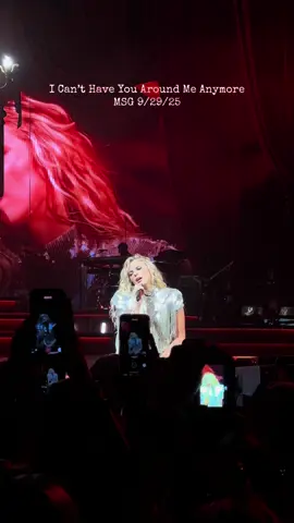 It’s my favorite too @reneé #msg #reneerapp #biteme 