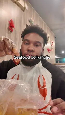 I love me a good seafood boil 😋 #trend #aholic #seafoodaholic #seafoodboil 