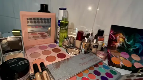 thơm mùi gì nhỉii#xuhuong #muitien #makeup 