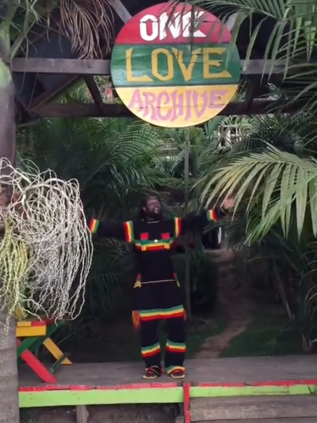 Rain rain go away  ##rastamystic #foryou #onelovearchive❤️‍ 