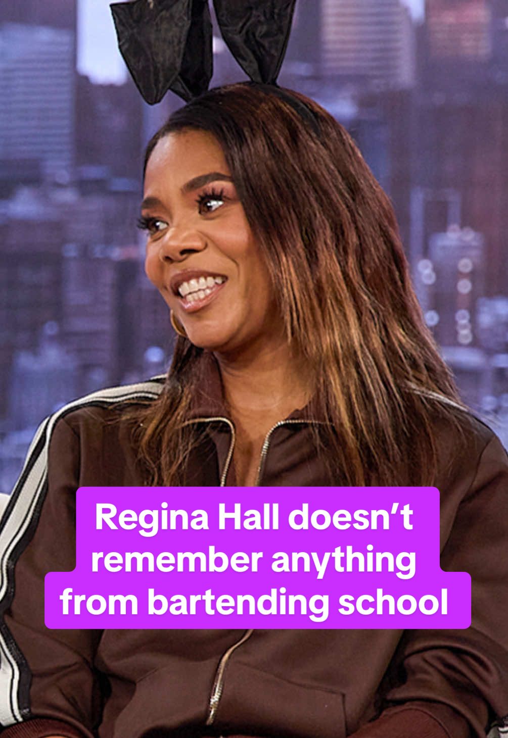 Regina Hall doesn’t remember anything from bartending school 🍸😂 #reginahall #onebattleafteranother #bartender 