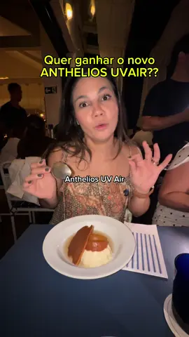 Quer ganhar o novo Anthelios #UVAIR? As 30 primeiras pessoas que pedirem a sobremesa exclusiva, criada pela chef @renatavanzetto no restaurante Mama Vanzetto, em São Paulo, levam para casa essa novidade de @La Roche-Posay Brasil . A receita é uma panna cotta com pêssego e tangerina, leve, cítrica e irresistível, inspirada na sensação única do UVAIR: proteção invisível, fresca e surpreendente! 💙 #LaRochePosaySkinCare #squadLRP #LeveComoAr #Publicidade