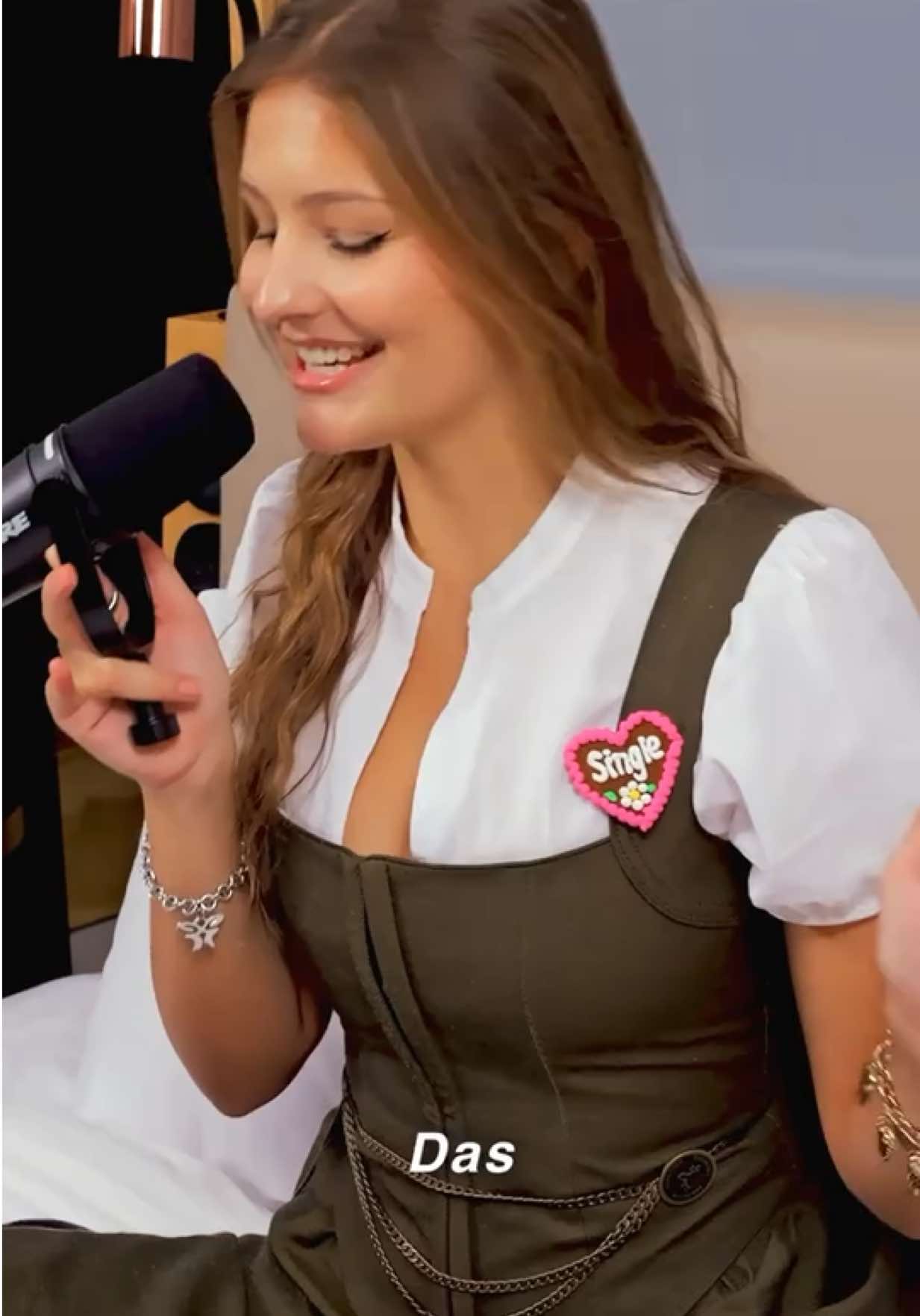 so nen fiebertraum würde ich gerne öfter erleben🤭 #feli #podcast #videozeugs #lifeisfelicious #oktoberfest 