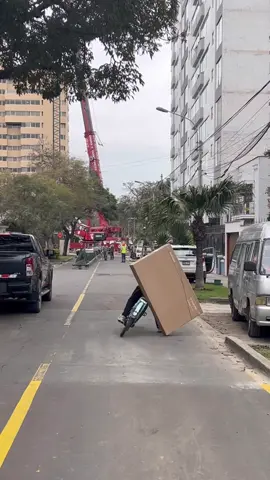 Lo más random que he visto en lo que va de la semana JAJA #YapeTienda #publicidad 