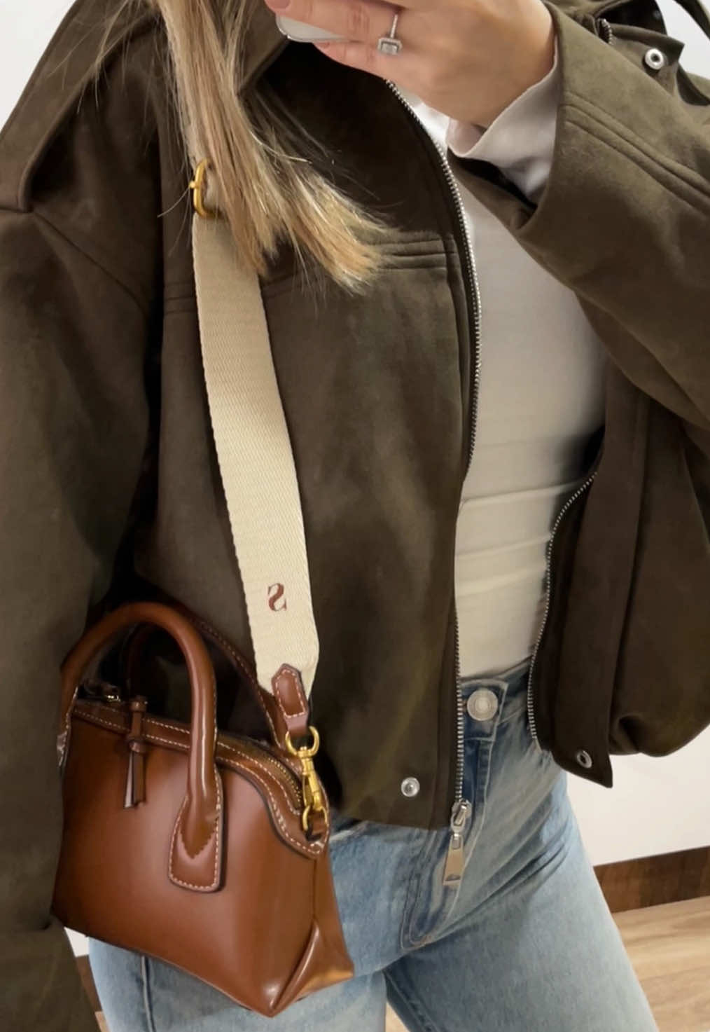 Zara viral olan ceketin muadilini Trendyolmilla yapmış , üstte duruşu böyle kesinlikle alın kızlar ✨🪩#zara #zaraviral #trendyolalışverişi #süetceket #outfit 